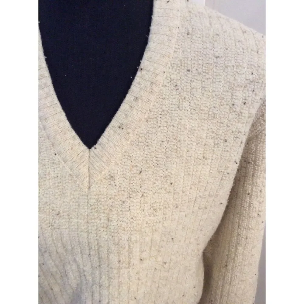 70s Vintage Fleck V neck Sweater Womens Milford USA medium